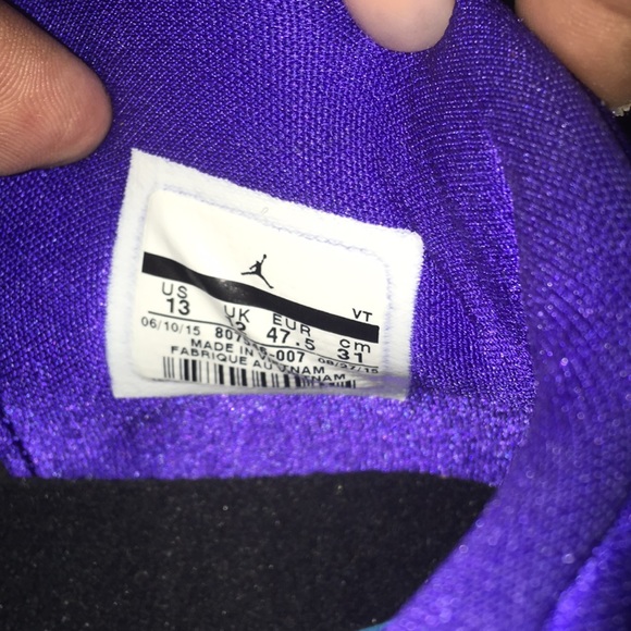 Jordans 5AM Men’s Black/Purple/Turquoise Size 13 - Picture 3 of 4